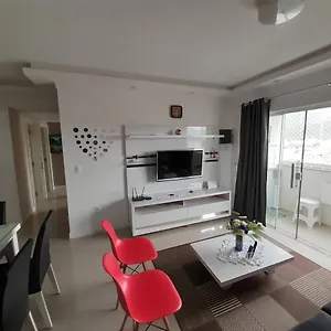 Lindo Apto Completo A 150m Da Porto Belo