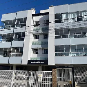 Residencial Helena Pereque Sc Porto Belo
